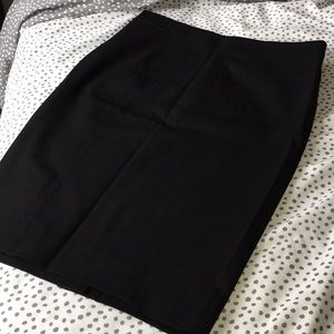 NWOT GAP Black Pencil Skirt